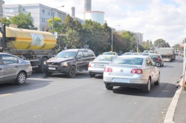Marii producători auto din Europa riscă un nou an de restructurări